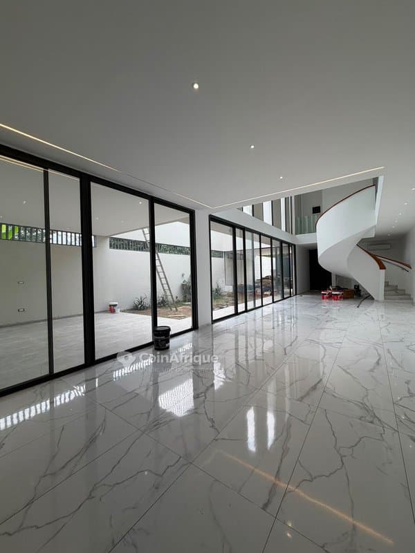 Location villas duplex 6 pièces - Cocody riviera golf 1 proche des ecoles internationales — photo 2