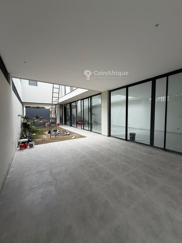 Location villas duplex 6 pièces - Cocody riviera golf 1 proche des ecoles internationales — photo 3