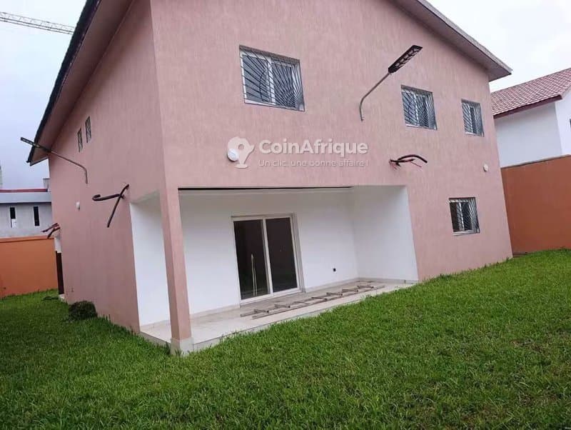 Location villa duplex 7 pièces - Cocody riviera Attoban — photo 2