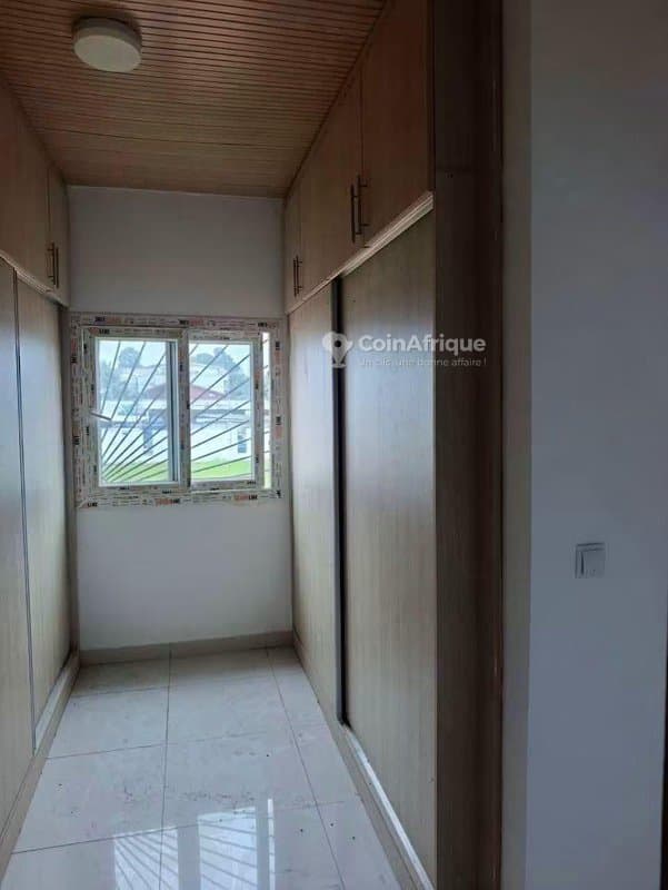Location villa duplex 7 pièces - Cocody riviera Attoban — photo 5