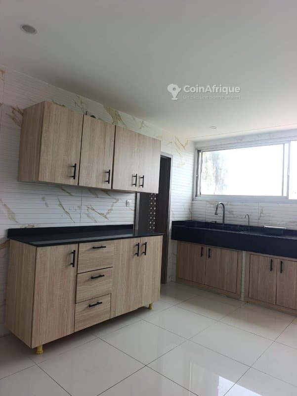 Location appartement 5 pièces - Rivièra — photo 5