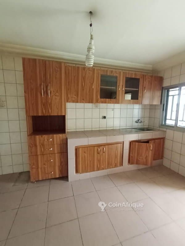 Location appartement de standing 2 pièces - cocody 2 plateaux vallon — photo 2