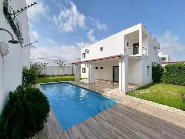 Location villa duplex 6pièces - Cocody angre nouveau chu cité équinoxe — photo 2