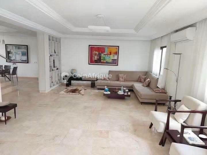 Location villa duplex 6pièces - Cocody angre nouveau chu cité équinoxe — photo 3