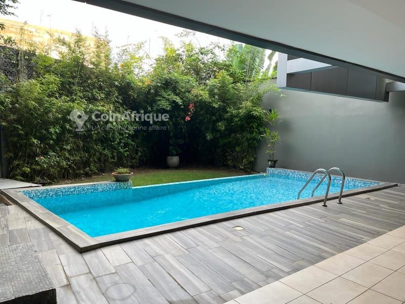 Location villas triplex 9 pièces - cocody attoban — photo 2