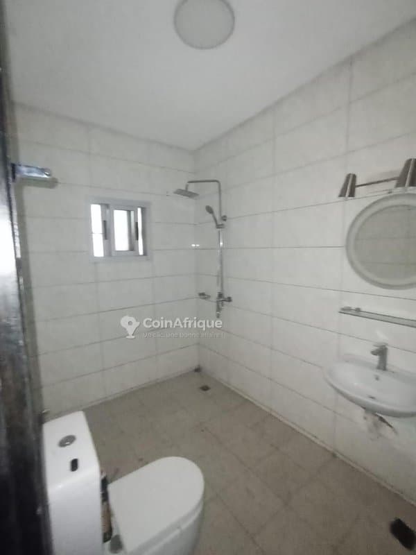 Location appartement 2 pièces - Cocody 2 plateaux vallon — photo 4